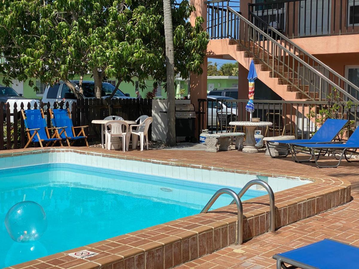 Rose Motel Clearwater Beach Extérieur photo