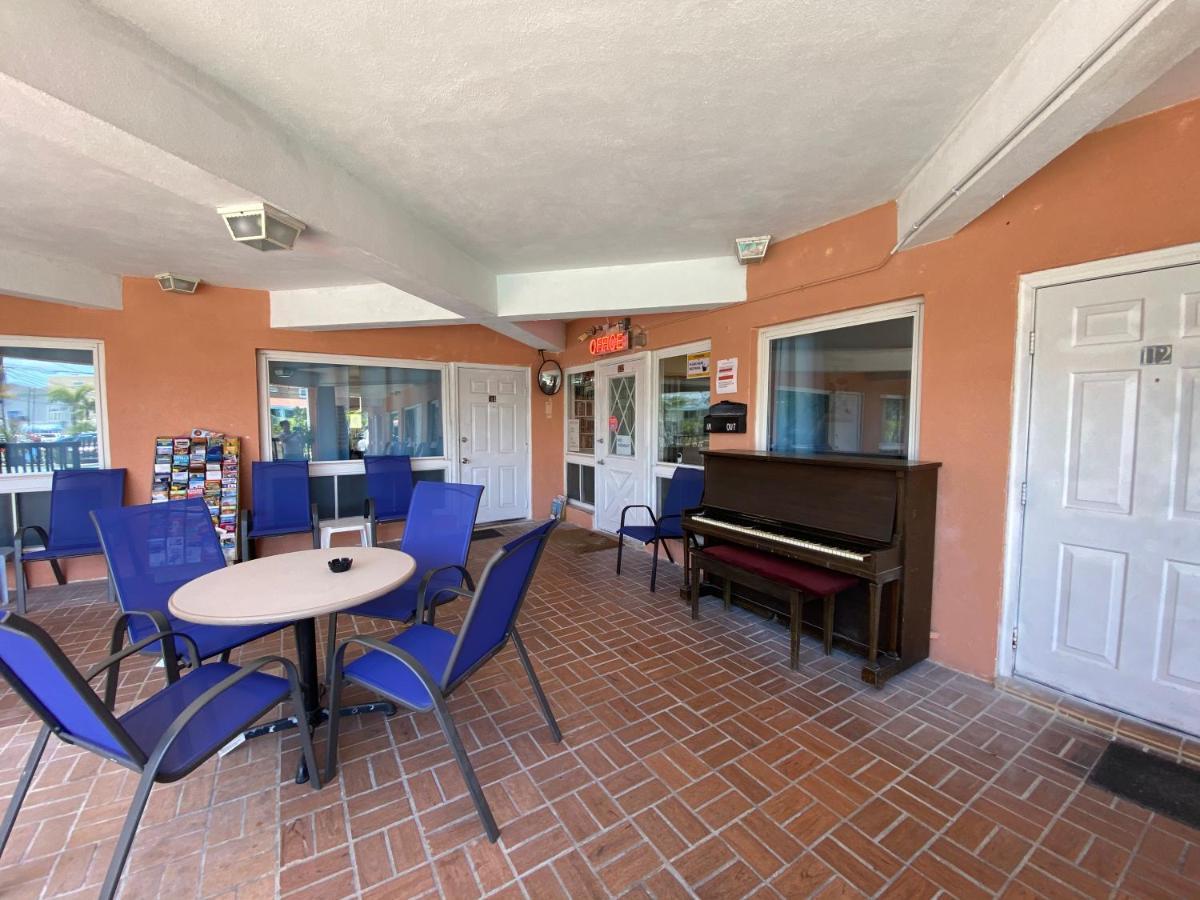 Rose Motel Clearwater Beach Extérieur photo